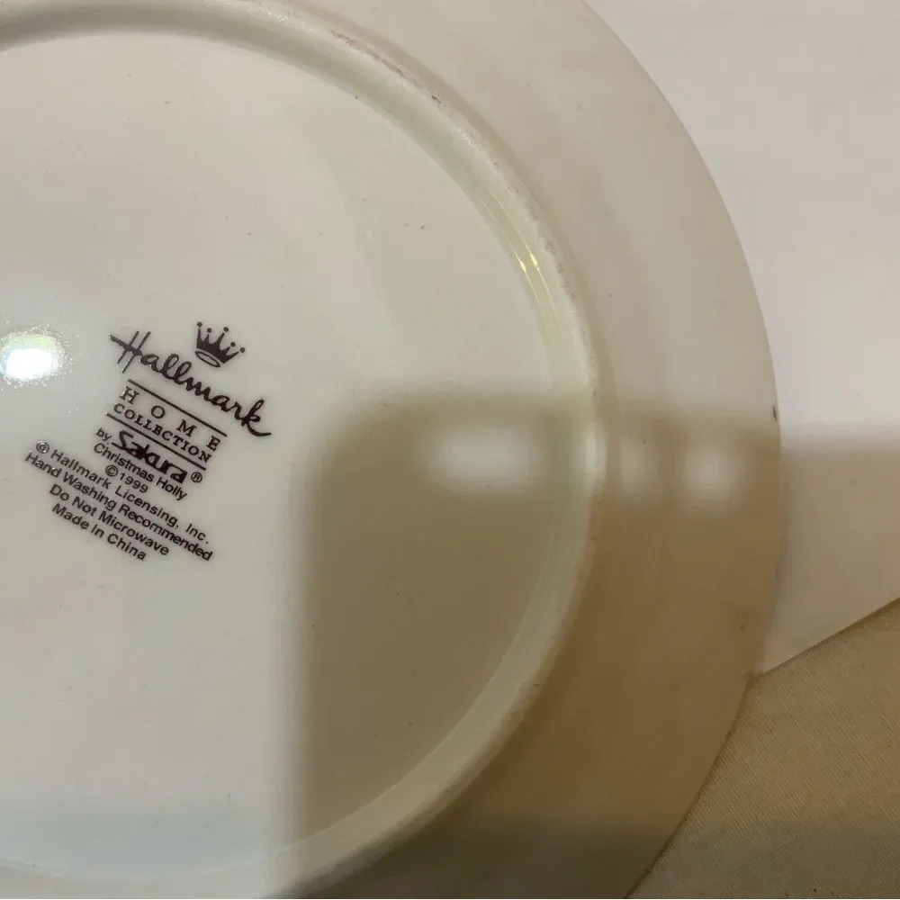 Hallmark Home Collection Sakura Rimmed appetizers plates set of 4